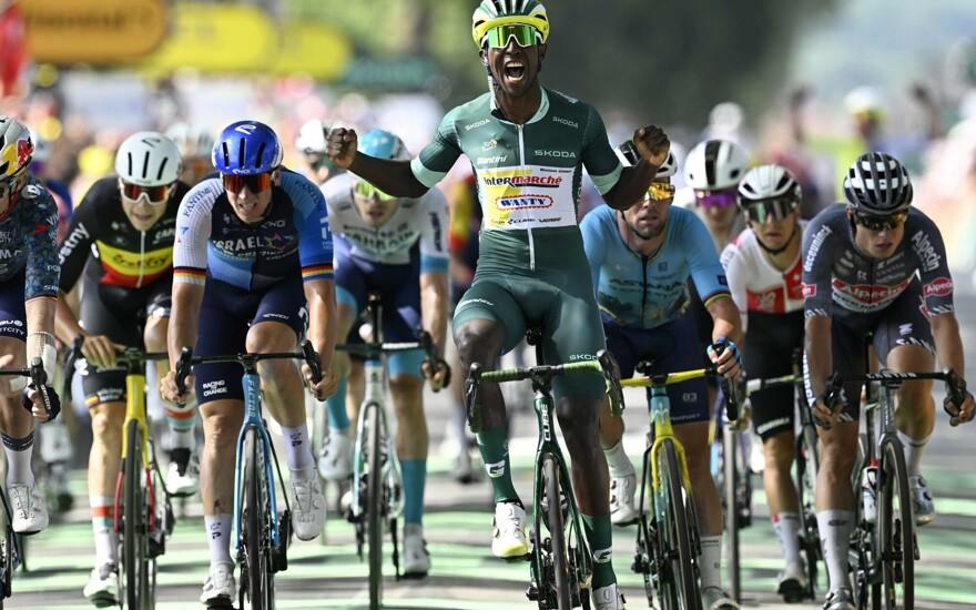 Cycle race on the road