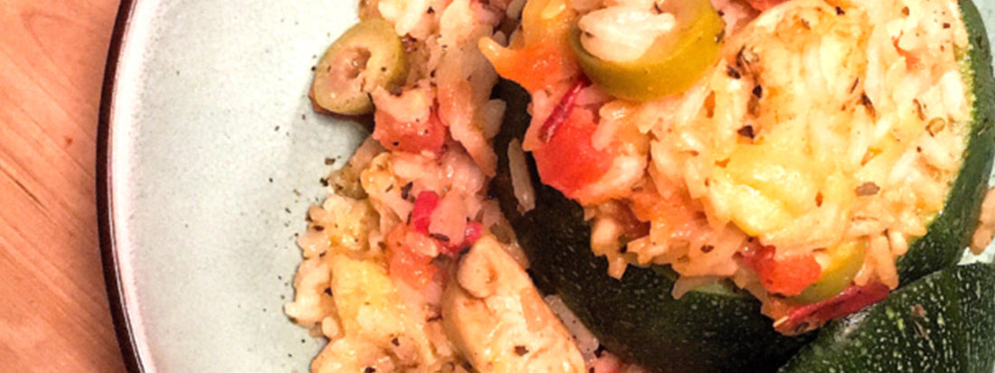 Stuffed globe courgette with Mediterranean rice and chicken